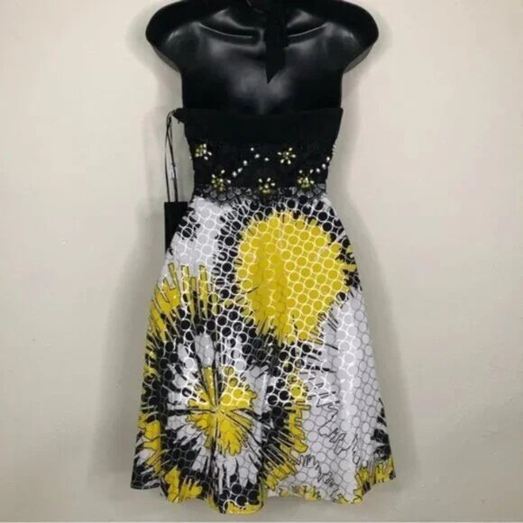 La Femme Beaded Halter Cocktail Dress - Black, White, & Yellow - Size: 0 --- NWT - Picture 2 of 9